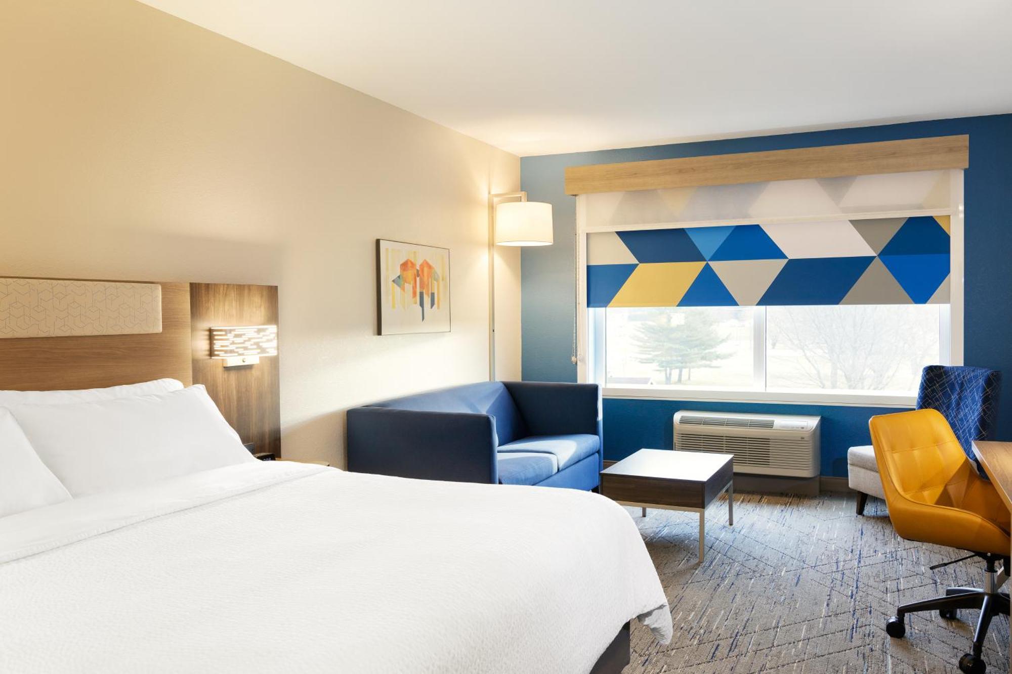 Holiday Inn Express Pratt By Ihg Exteriér fotografie